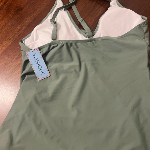 Tankini top - Picture 2 of 6